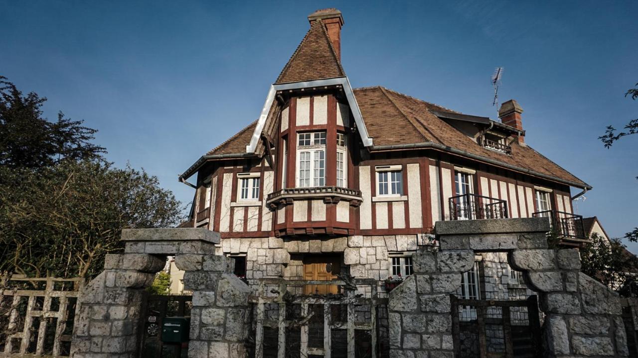Apakabar Homestay - Proche Gare Melun, Parking Prive, Netflix La Rochette  Zewnętrze zdjęcie